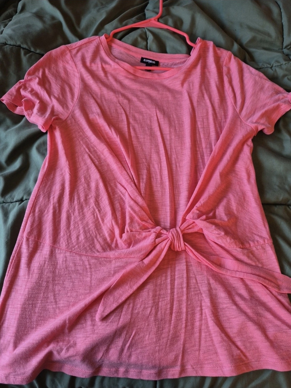 Express Pink Knot-Front Short Sleeve Top Size M